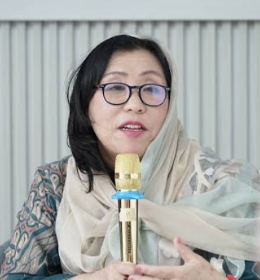 Associate Professor Minako Sakai