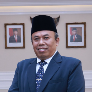 Prof. Dr. Toto Suharto, S.Ag., M.Ag